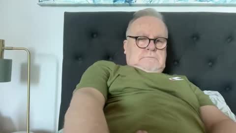 ozhairybearxxxx online show from 11.04.25