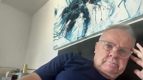 Snapshot of ozhairybearxxxx chatting on 05.27.26 ozhairybearxxxx online show from 05.27.26