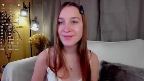 Caroline or just Lina online show from 11.14.25