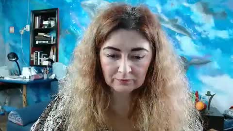 Snapshot of ozzy_helen chatting on 12.20.24 Ozzy Helen online show from 12.20.24