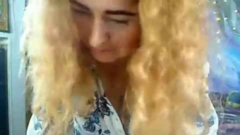 Snapshot of ozzy_helen chatting on 01.03.25 Ozzy Helen online show from 01.03.25