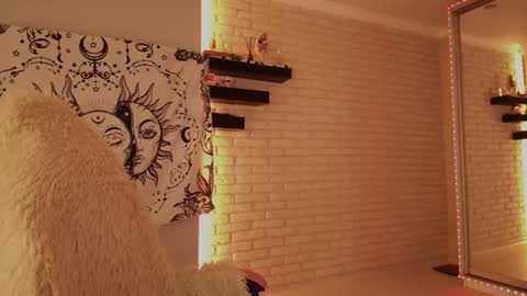 Snapshot of p0rsche911 chatting on 12.17.24 Alice online show from 12.17.24