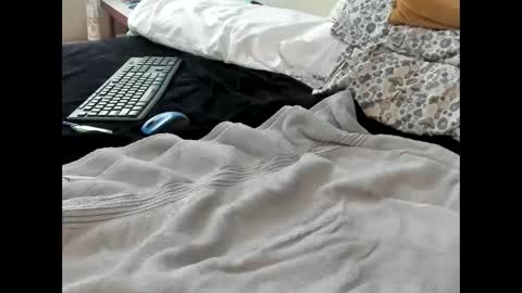 Snapshot of p_guin12345 chatting on 02.20.26 p guin12345 online show from 02.20.26