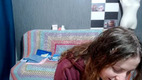 Ella online show from 04.01.26