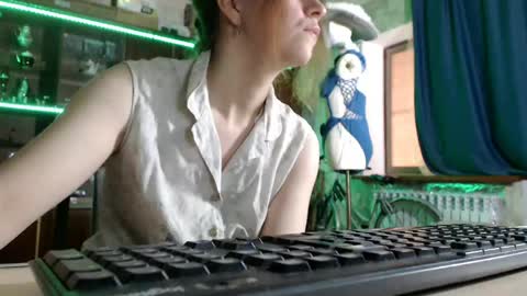Snapshot of pa1e_pr1ncess chatting on 05.02.26 Ella online show from 05.02.26
