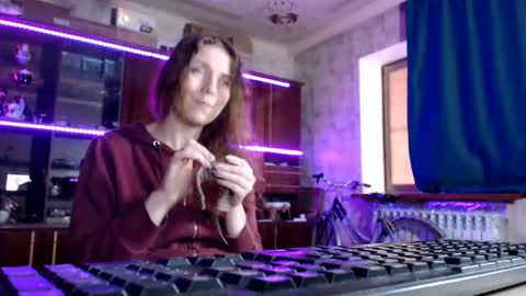 Snapshot of pa1e_pr1ncess chatting on 05.23.26 Ella online show from 05.23.26