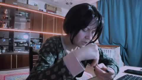 Snapshot of pa1e_pr1ncess chatting on 06.11.26 Ella online show from 06.11.26