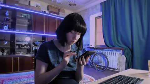 Snapshot of pa1e_pr1ncess chatting on 06.12.26 Ella online show from 06.12.26