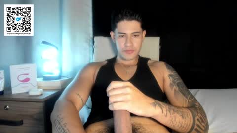 Snapshot of pablo_boston chatting on 11.13.25 Javi online show from 11.13.25