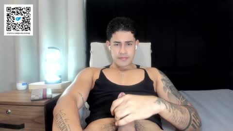 Snapshot of pablo_boston chatting on 11.27.25 Javi online show from 11.27.25