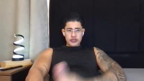 Snapshot of pablo_boston chatting on 05.18.26 Javi online show from 05.18.26