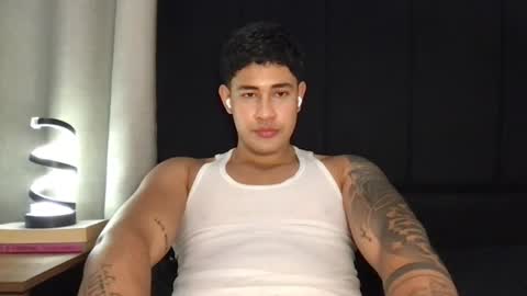 Snapshot of pablo_boston chatting on 08.09.26 Javi online show from 08.09.26