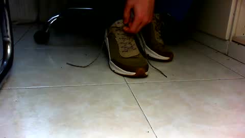 Snapshot of pablomenesssl chatting on 12.23.24 Pablo Meness online show from 12.23.24