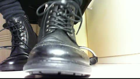 Snapshot of pablomenesssl chatting on 01.09.25 Pablo Meness online show from 01.09.25