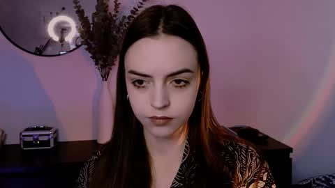Iris online show from 03.10.25