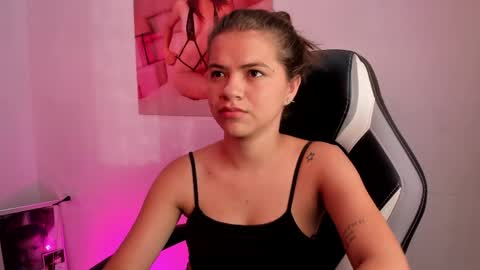 Snapshot of paigejayden chatting on 04.20.26 Paige online show from 04.20.26