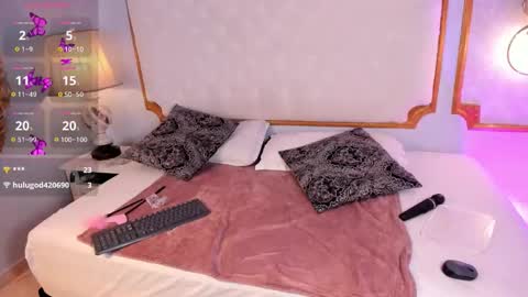 PaIIgePeach online show from 11.24.25