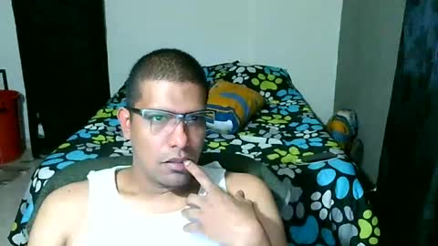 Snapshot of paisita89100 chatting on 08.03.26 paisita89100 online show from 08.03.26