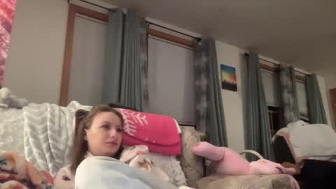 paisleysnowxo online show from 11.03.25