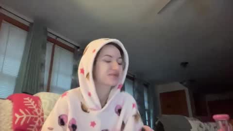 paisleysnowxo online show from 11.10.25