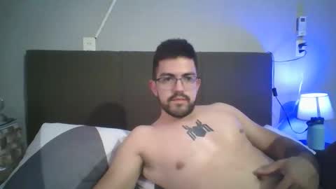 Snapshot of pajero1210 chatting on 11.16.25 pajero1210 online show from 11.16.25