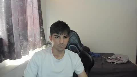 Snapshot of pakun_ chatting on 02.21.25 pakun_ online show from 02.21.25