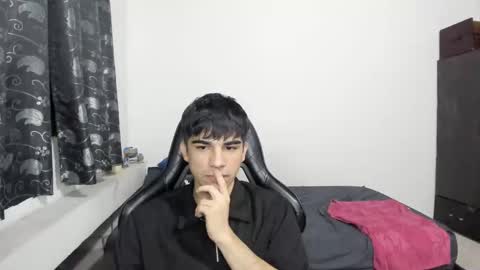 Snapshot of pakun_ chatting on 03.01.25 pakun_ online show from 03.01.25