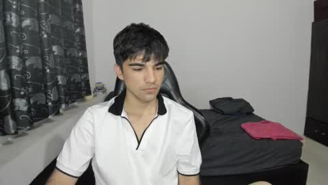 Snapshot of pakun_ chatting on 03.02.25 pakun_ online show from 03.02.25