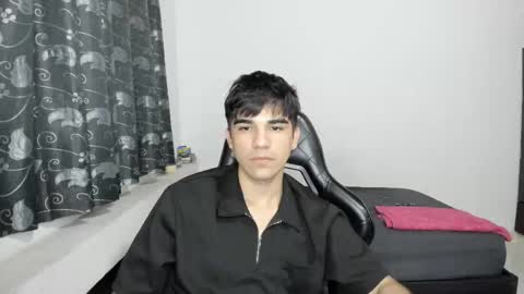 Snapshot of pakun_ chatting on 03.06.25 pakun_ online show from 03.06.25