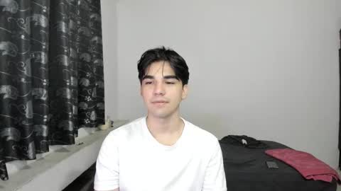 Snapshot of pakun_ chatting on 10.01.25 pakun_ online show from 10.01.25
