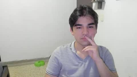 Snapshot of pakun_ chatting on 02.24.26 pakun_ online show from 02.24.26