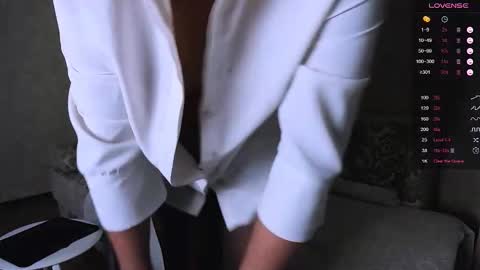 Polina online show from 11.28.25