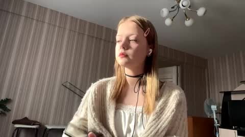 Snapshot of palmadominges chatting on 03.27.26 Karina online show from 03.27.26