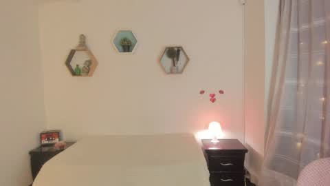 Snapshot of paloma_victory chatting on 05.20.26 Paloma online show from 05.20.26