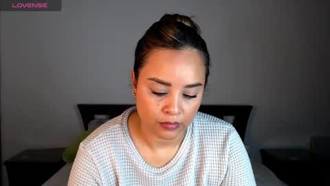 Snapshot of pam_gomez chatting on 01.09.25 pam gomez online show from 01.09.25