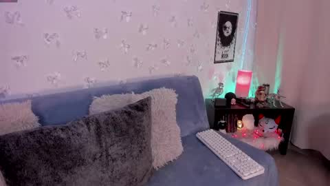 Snapshot of pamela_doll3 chatting on 04.18.26 pamela online show from 04.18.26