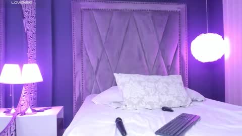 pamela_johnsonn online show from 11.09.25