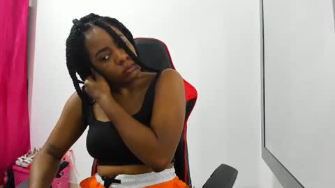 Snapshot of pamela_noah221 chatting on 04.11.26 PAMELA online show from 04.11.26