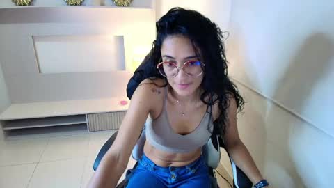 Snapshot of pamela_wolf_ chatting on 05.27.26 Pamela online show from 05.27.26