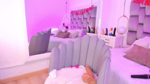  Pamela  online show from 02.14.25