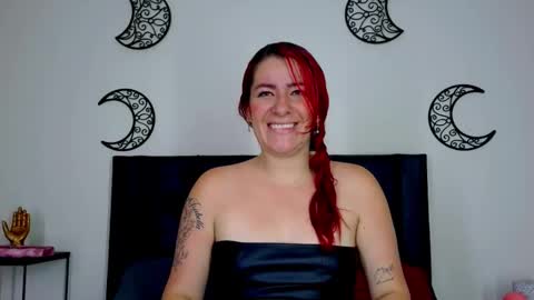 Snapshot of pamelamk chatting on 09.21.25 Pamela online show from 09.21.25