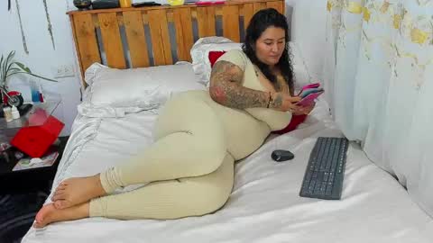 Snapshot of pamelaruiizz3 chatting on 04.30.26 Pamela online show from 04.30.26
