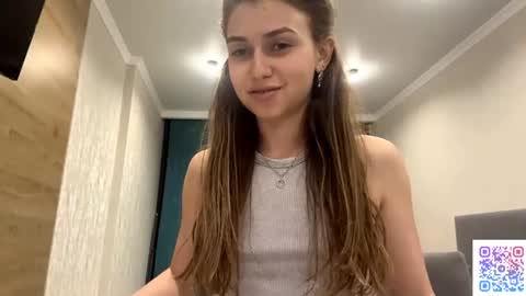Snapshot of pamulahallquist chatting on 06.30.26 Lia online show from 06.30.26