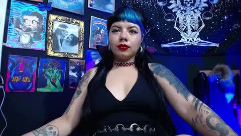       online show from 01.17.25