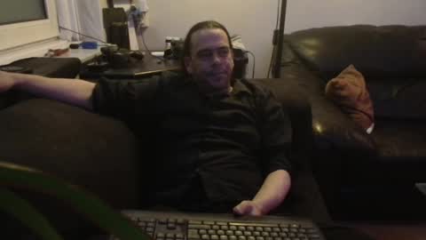 Snapshot of pannenkoekenkeizer chatting on 03.06.25 Chris online show from 03.06.25