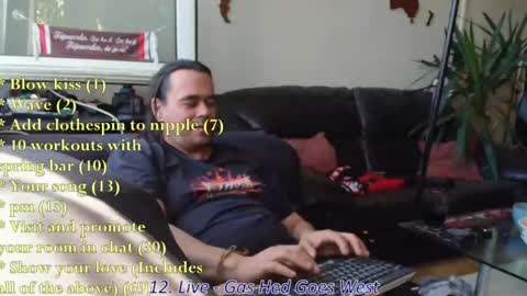 Snapshot of pannenkoekenkeizer chatting on 04.08.26 Chris online show from 04.08.26
