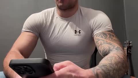 Snapshot of panther_style chatting on 02.03.26 Oleg online show from 02.03.26