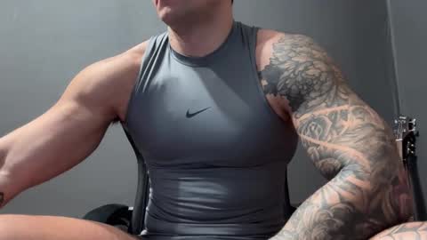 Snapshot of panther_style chatting on 02.04.26 Oleg online show from 02.04.26