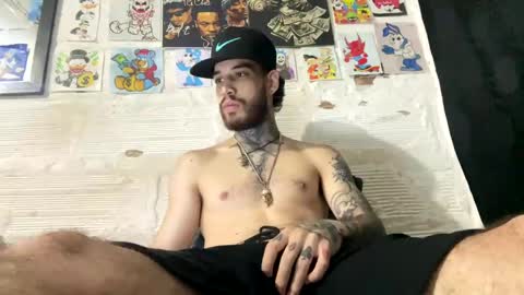 Snapshot of panthers_room chatting on 02.25.25 panthers_room online show from 02.25.25