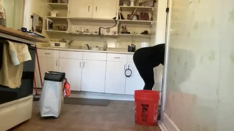 Snapshot of pantiesofthefae chatting on 11.05.25 Pantiesofthefae online show from 11.05.25